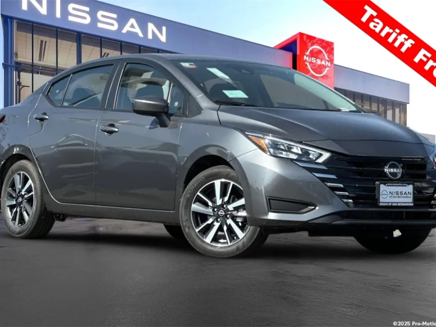 2025 Nissan Versa 1.6 SV photo 1