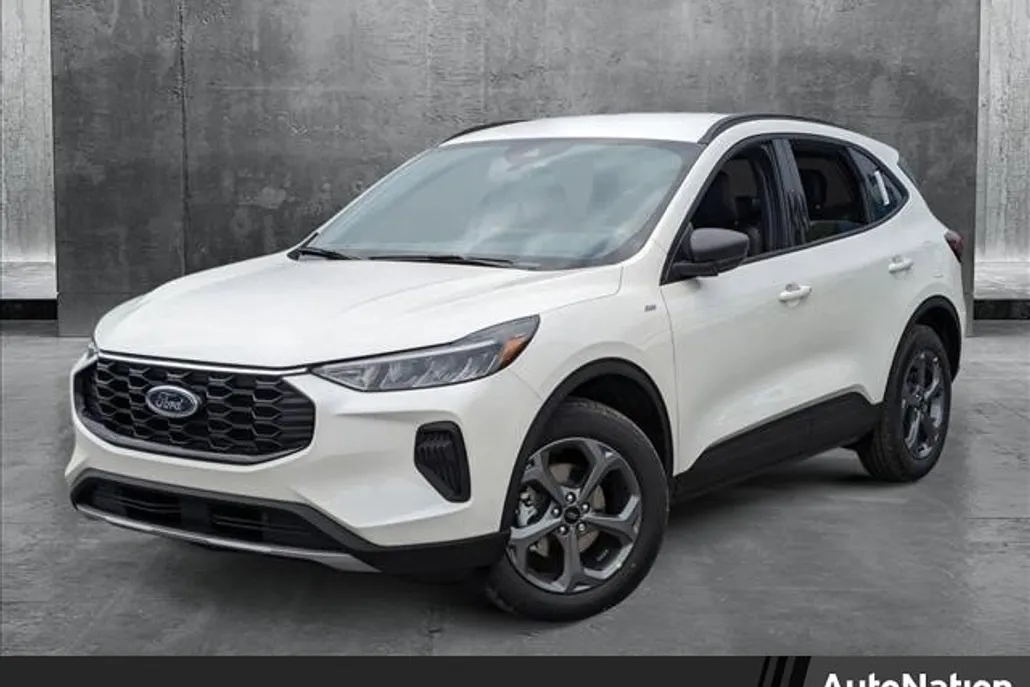 2025 Ford Escape ST-Line photo 1