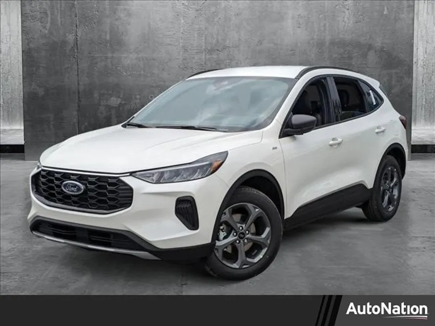 2025 Ford Escape ST-Line photo 1