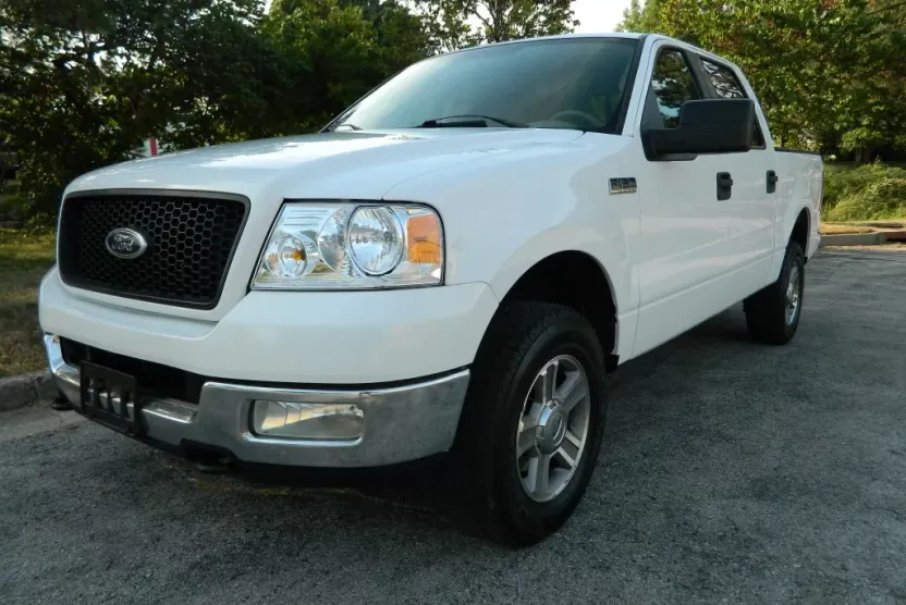 2005 Ford F-150 XLT photo 1