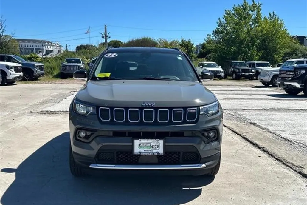 2022 Jeep Compass Limited photo 1
