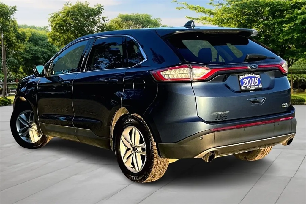 2018 Ford Edge SEL photo 1