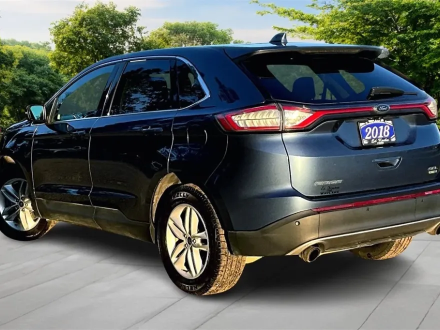 2018 Ford Edge SEL photo 1