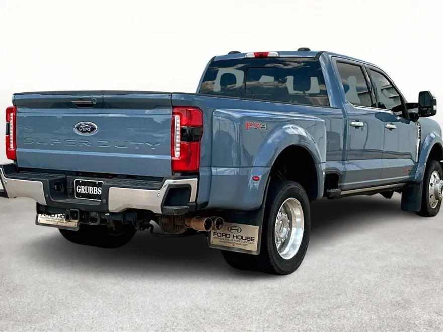 2023 Ford F-450 XL photo 1