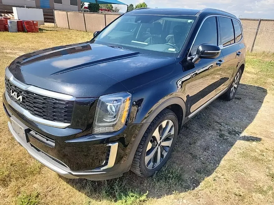 2022 Kia Telluride S photo 1