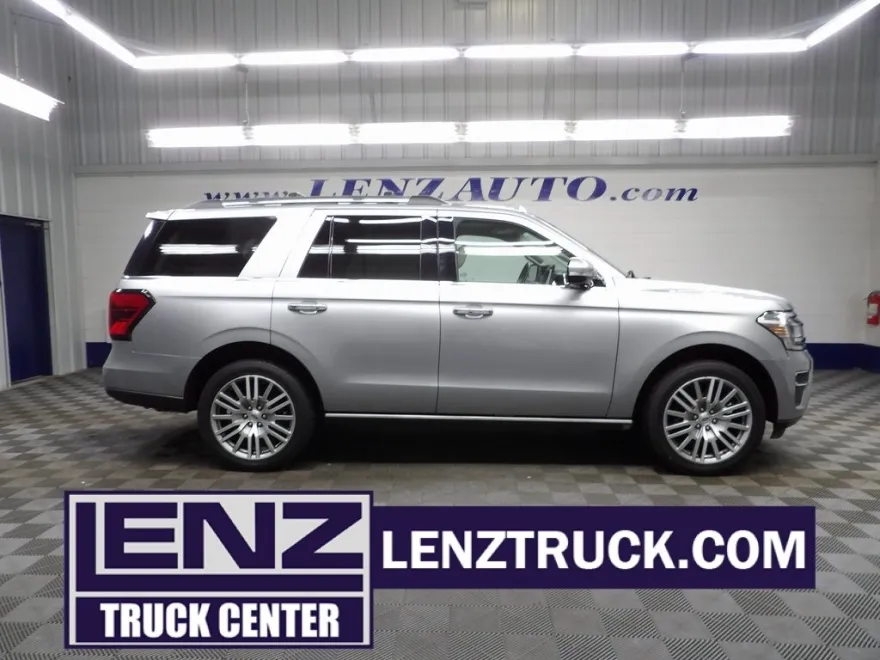 2023 Ford Expedition Limited photo 1