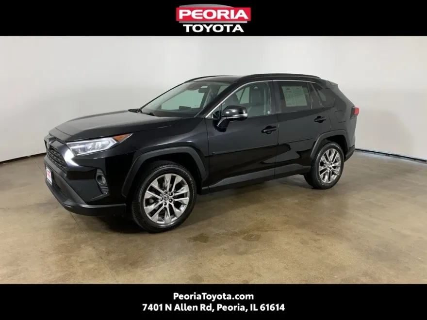 2020 Toyota RAV4 XLE Premium photo 1