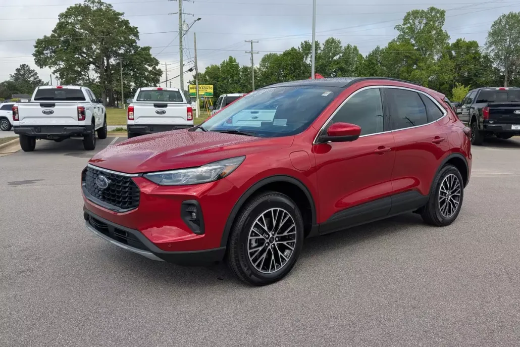 2025 Ford Escape Plug-In Hybrid photo 1