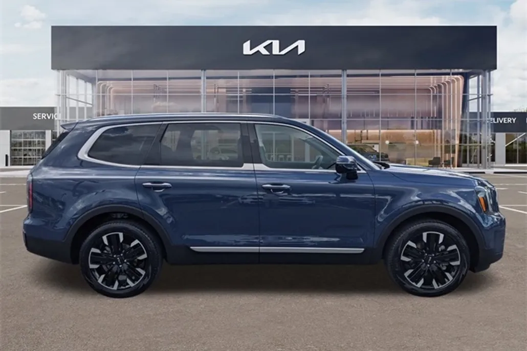2025 Kia Telluride SX photo 1
