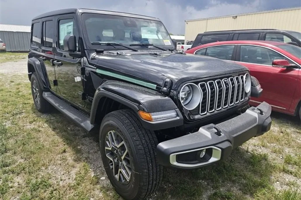 2025 Jeep Wrangler Sahara photo 1