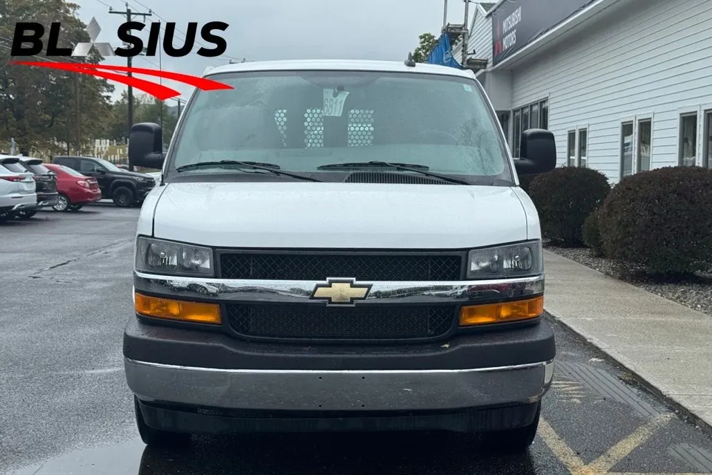 2023 Chevrolet Express 2500 Work Van photo 1