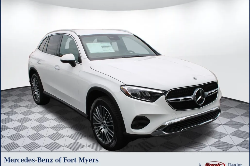 2025 Mercedes Benz GLC 300 photo 1