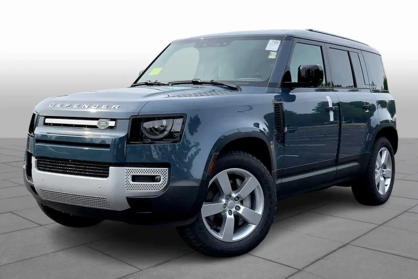 2025 Land Rover Defender 110 photo 1