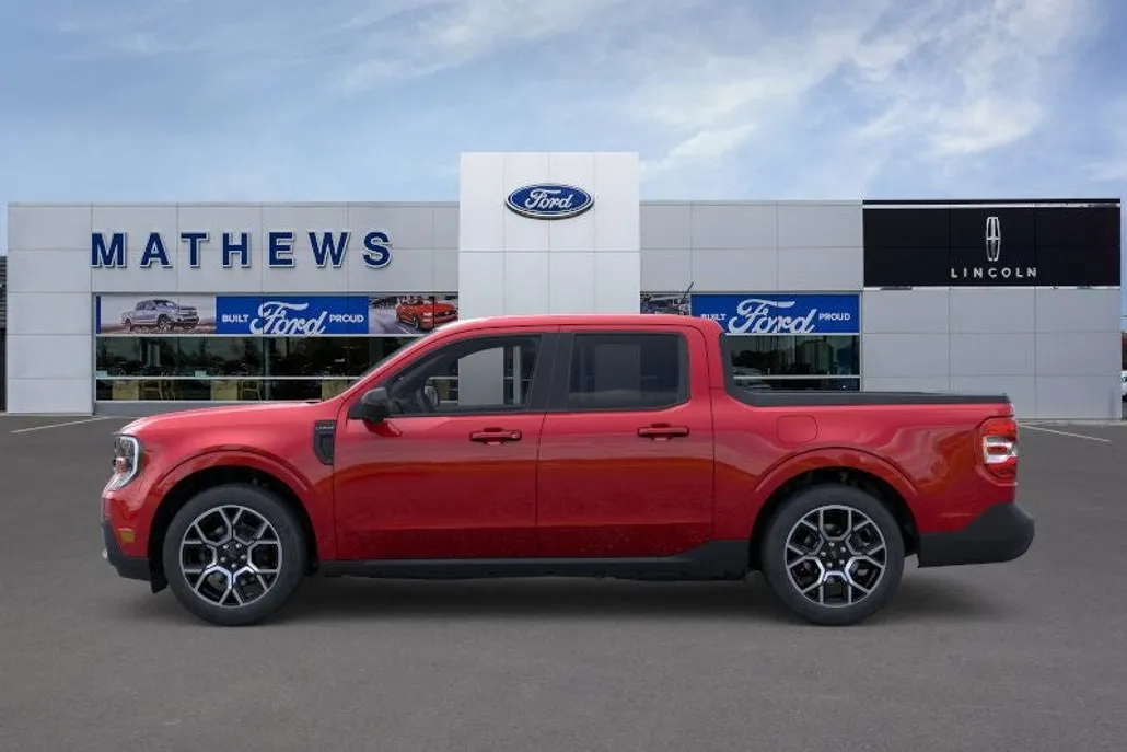 2025 Ford Maverick Lariat photo 1