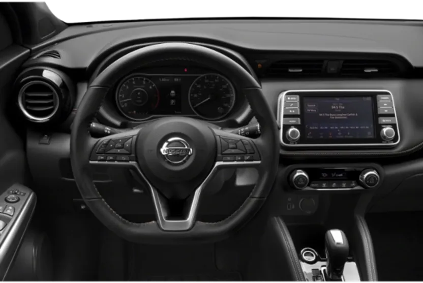 2020 Nissan Kicks SR photo 3