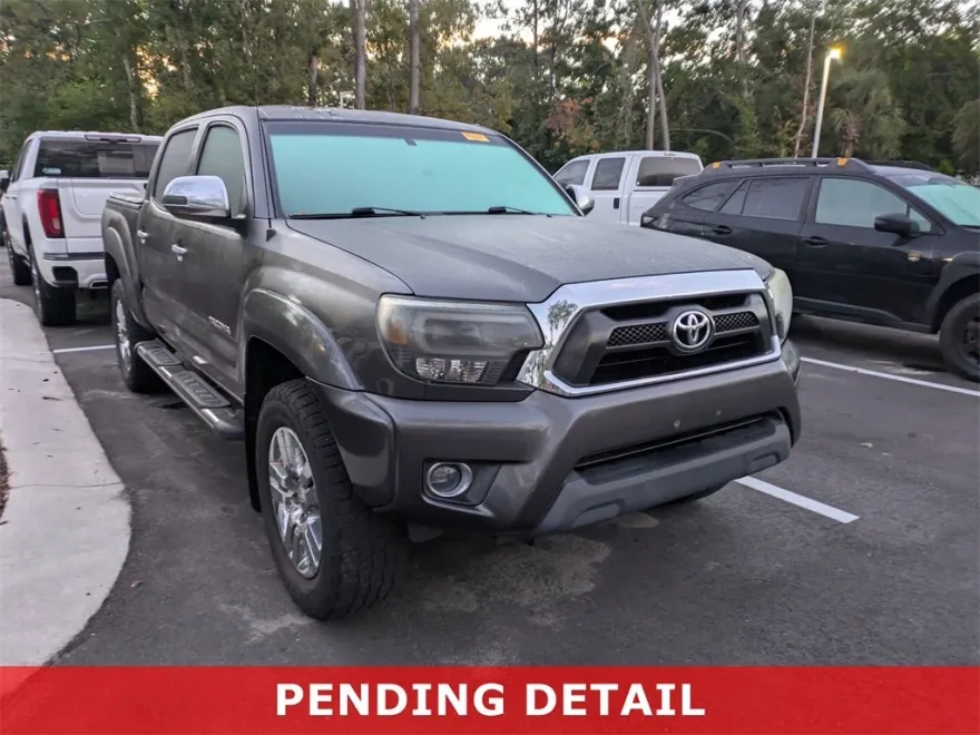 2014 Toyota Tacoma PreRunner V6 photo 1