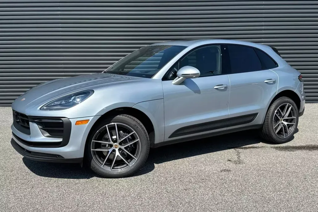 2026 Porsche Macan S photo 1