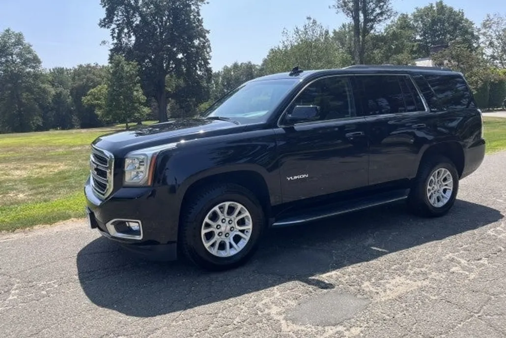 2019 Gmc Yukon SLT photo 1