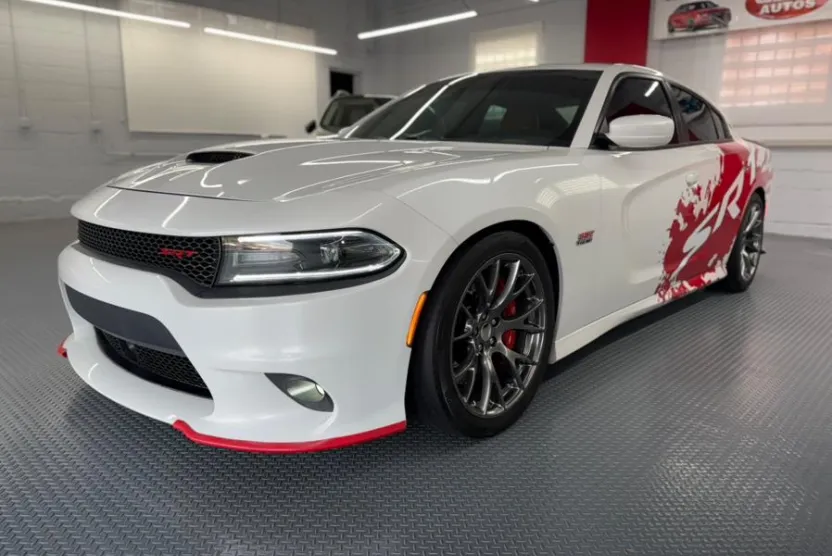 2016 Dodge Charger SRT8 392 photo 1