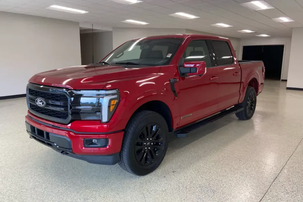 2025 Ford F-150 Lariat photo 1