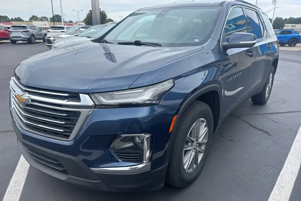 2022 Chevrolet Traverse Cloth photo 1