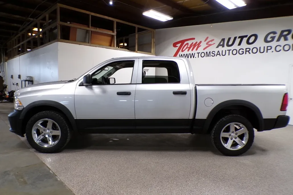 2016 Ram 1500 Express photo 1