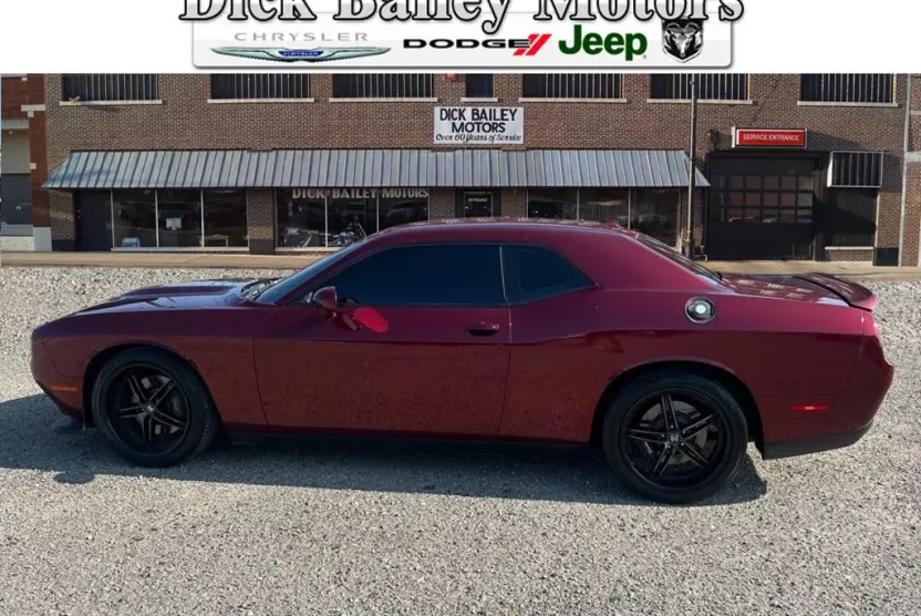 2019 Dodge Challenger GT photo 1