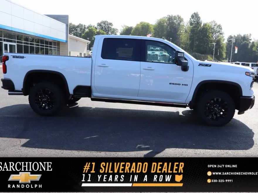 2025 Chevrolet Silverado 2500HD LTZ photo 1