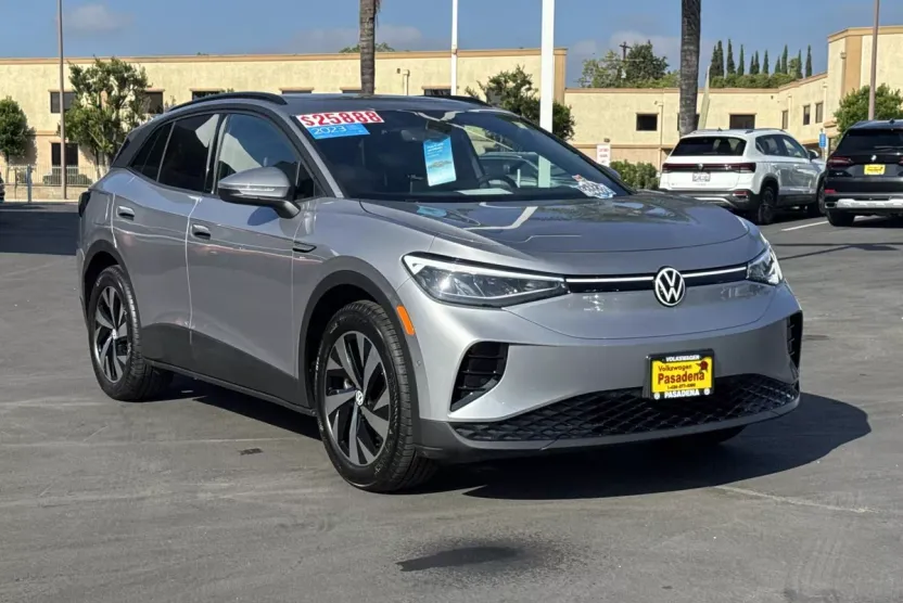 2023 Volkswagen ID.4 Pro photo 1