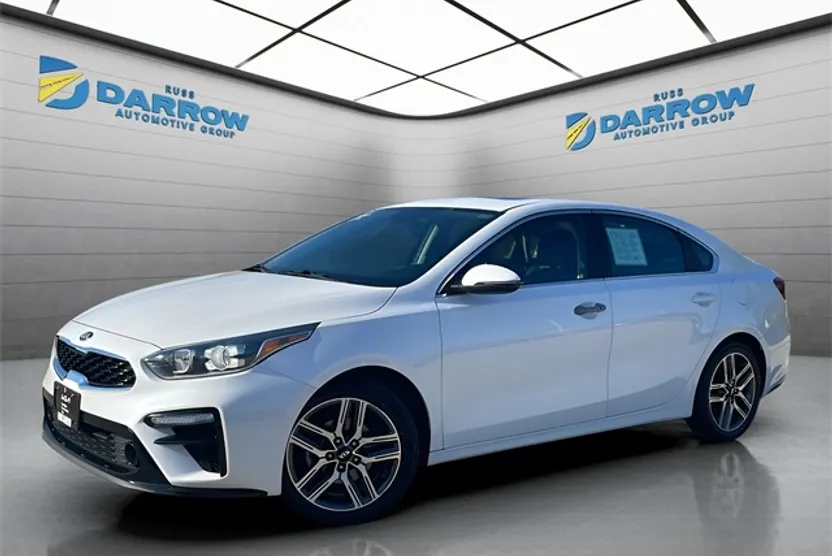 2021 Kia Forte EX photo 1