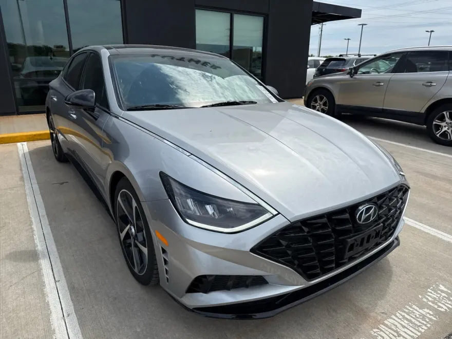 2022 Hyundai Sonata SEL Plus photo 1