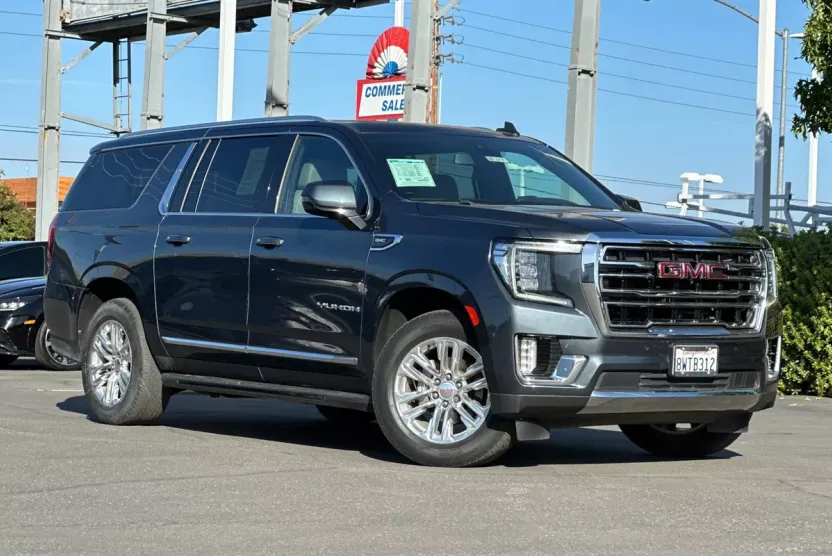2021 Gmc Yukon XL SLT photo 1