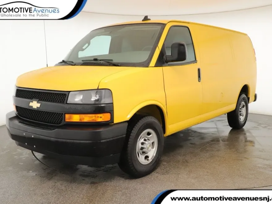 2023 Chevrolet Express Cargo 2500 Van photo 1