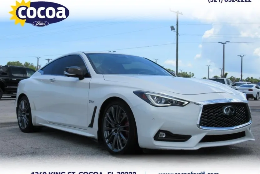 2017 Infiniti Q60 Red Sport 400 photo 1