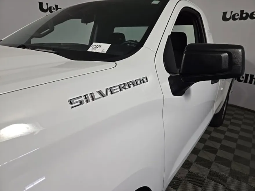 2024 Chevrolet Silverado 1500 photo 1