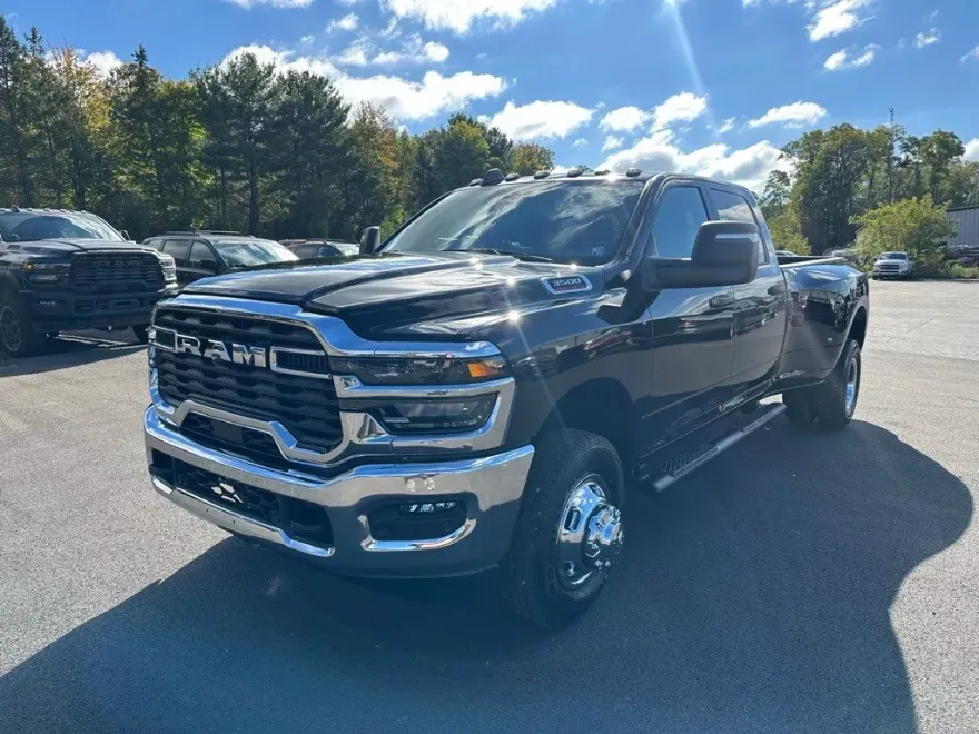2026 Ram 3500 Tradesman photo 1