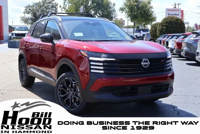 2026 Nissan Kicks SR photo 1