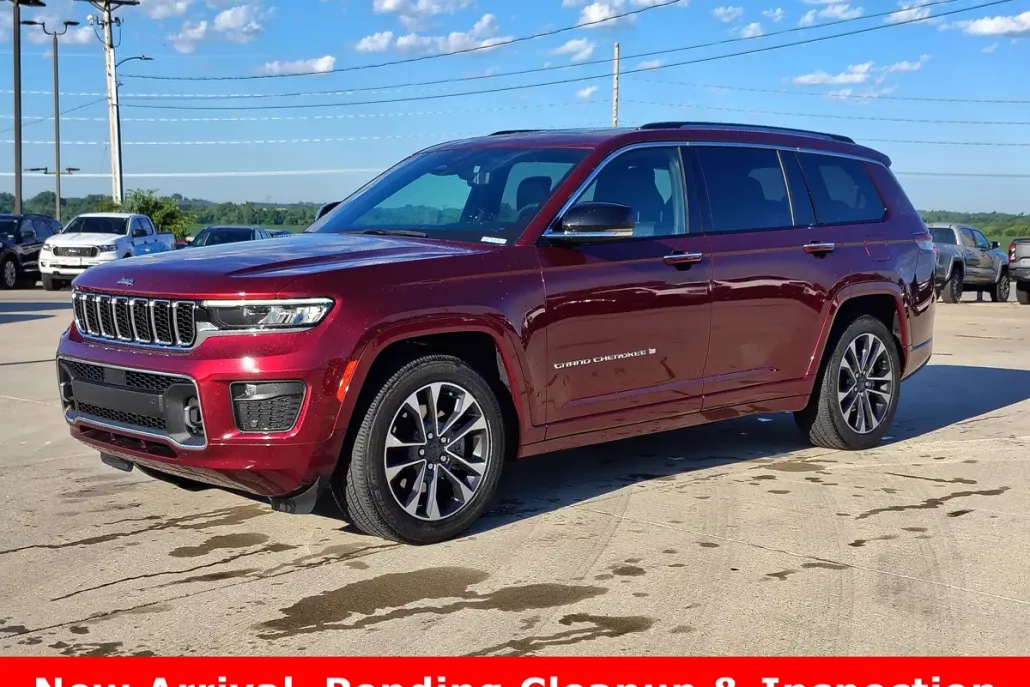 2022 Jeep Grand Cherokee Overland photo 1