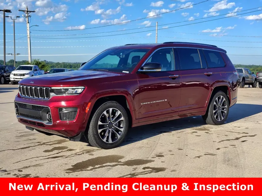 2022 Jeep Grand Cherokee Overland photo 1