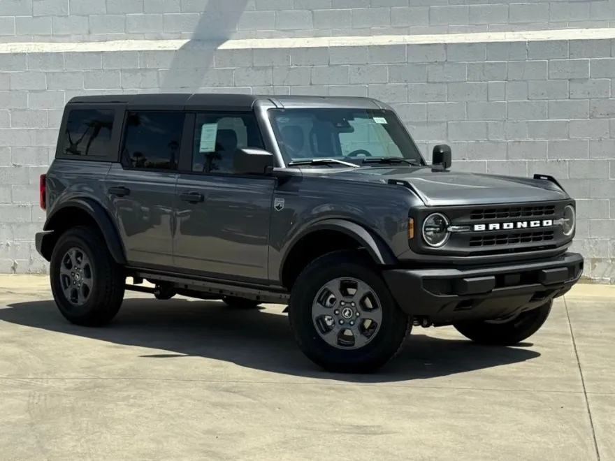2025 Ford Bronco Big Bend photo 1