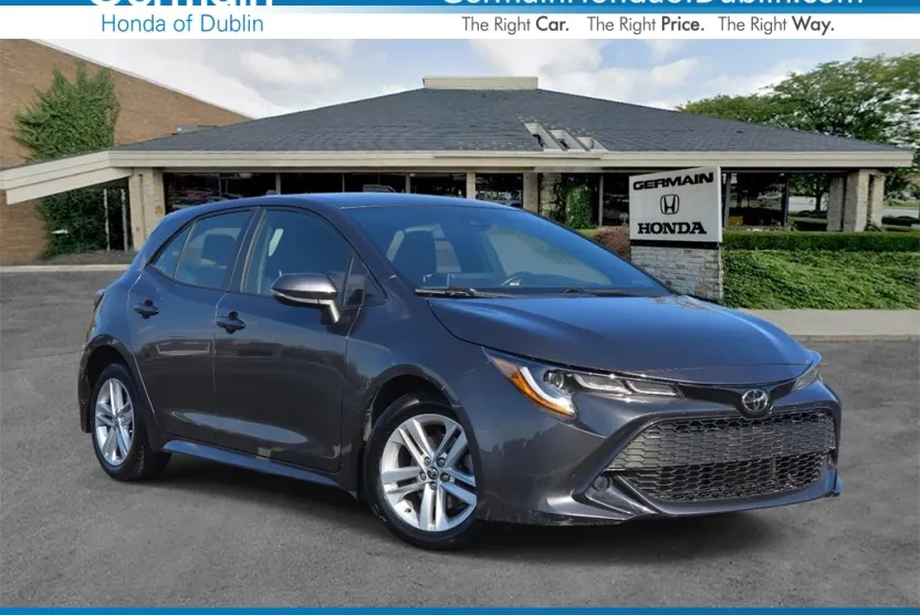 2022 Toyota Corolla SE photo 1