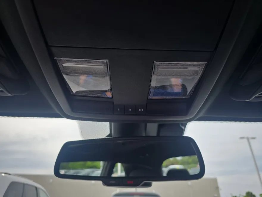 2022 Dodge Challenger R/T Scat Pack photo 1