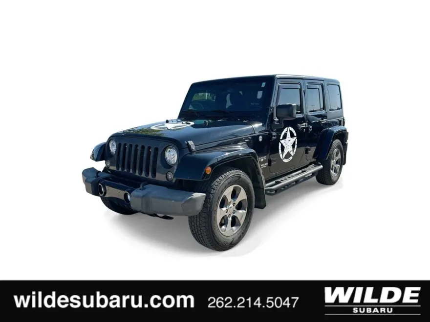 2017 Jeep Wrangler Unlimited Sahara photo 1