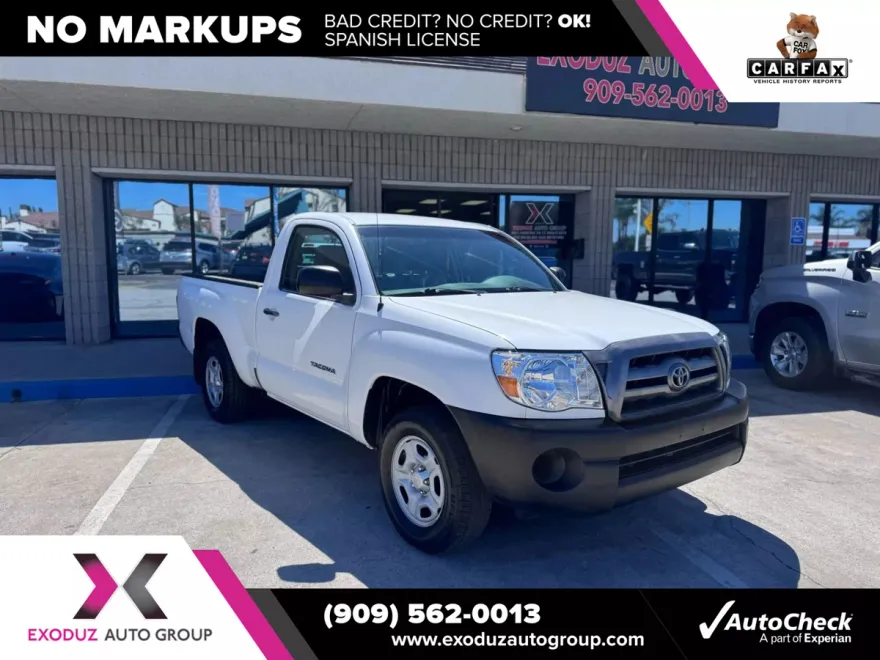 2010 Toyota Tacoma photo 1