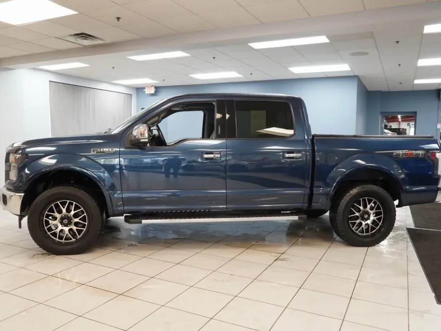 2017 Ford F-150 Lariat photo 1