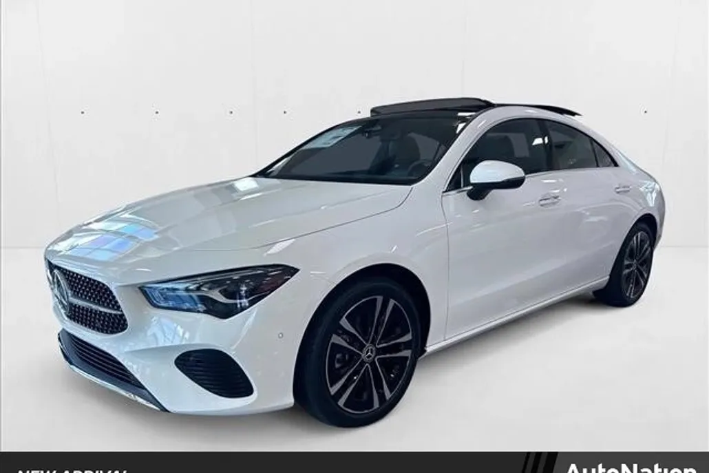 2025 Mercedes Benz CLA 250 4MATIC photo 1