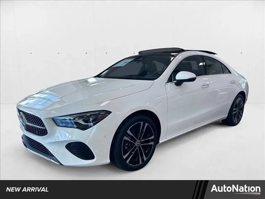 2025 Mercedes Benz CLA 250 4MATIC photo 1