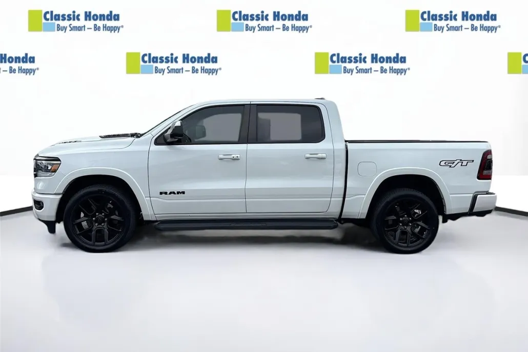 2022 Ram 1500 Laramie photo 1