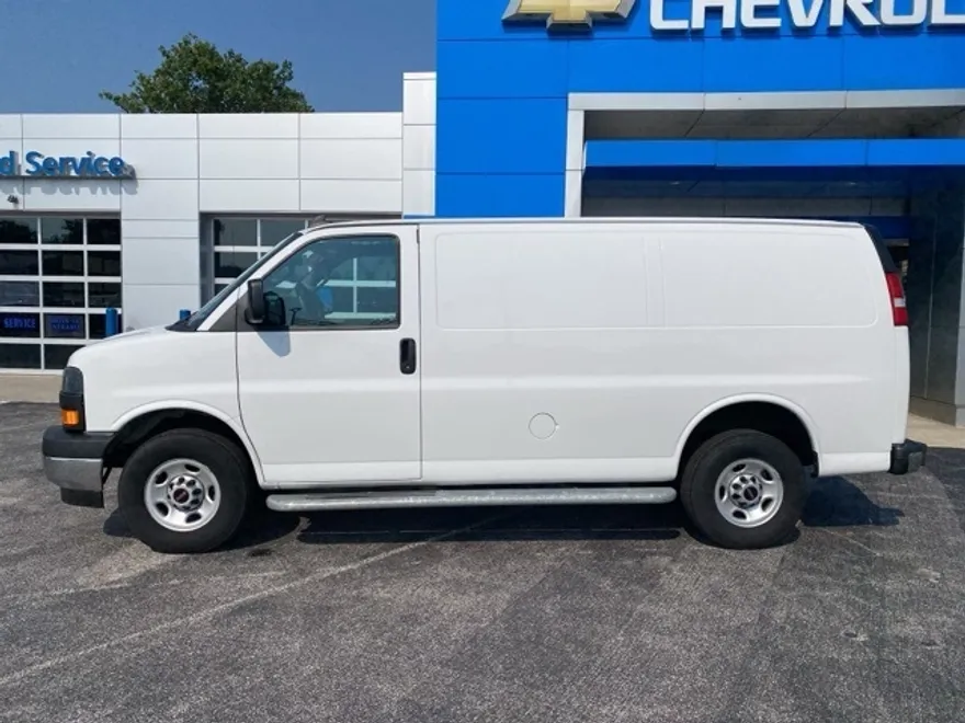 2023 Gmc Savana Cargo 2500 photo 1