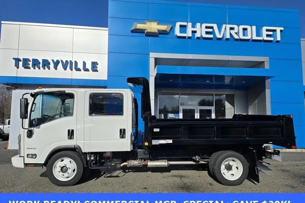 2024 Chevrolet Silverado 4500HD Base photo 1